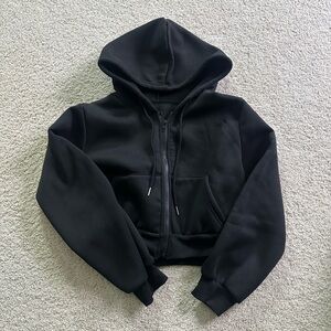 Black Zip-Up Cropped Hoodie